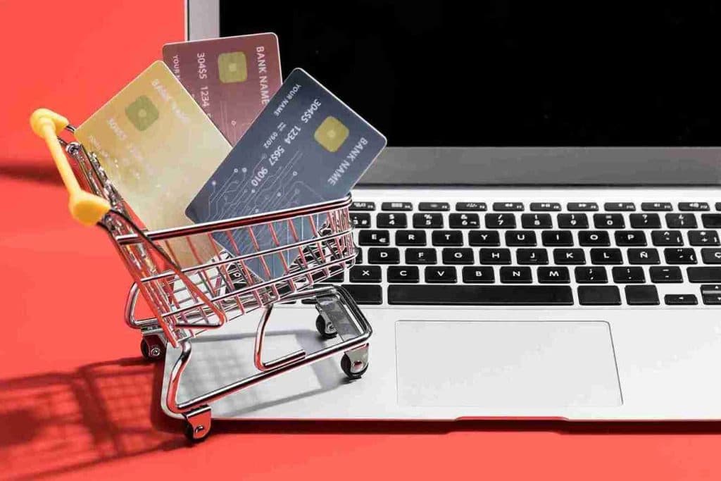 E-Ticaret İçin Dijital Pazarlama: Başarılı Bir Online Mağaza Kurmanın Anahtarları